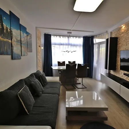 App 1003 - Ferientraum - Mit Indoorpool, Sauna, Schluchsee